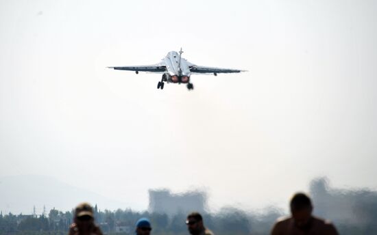 Russian aircract at Hemeimeem Air Base in Syria