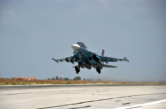 Russian aircract at Hemeimeem Air Base in Syria