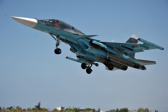 Russian aircract at Hemeimeem Air Base in Syria