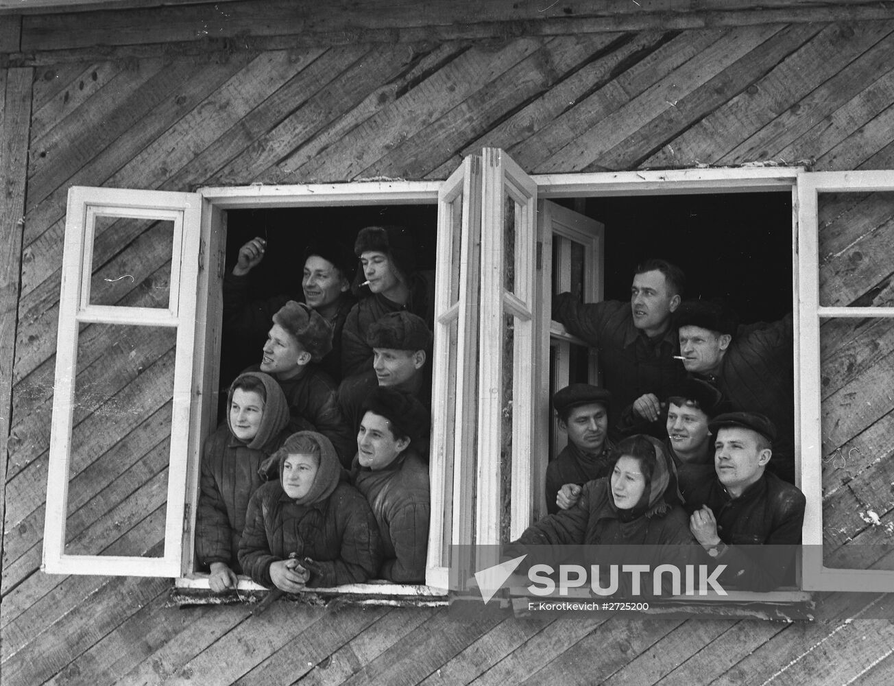 Team of builders at Polotsk oil refinery