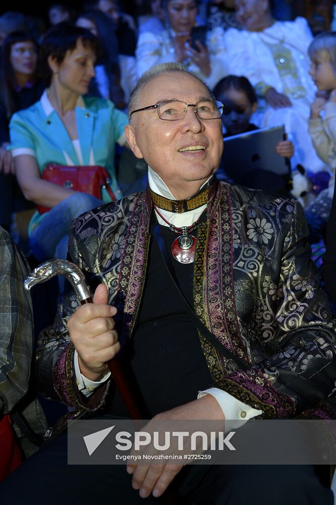 Mercedes-Benz Fashion Week Russia. Day Four