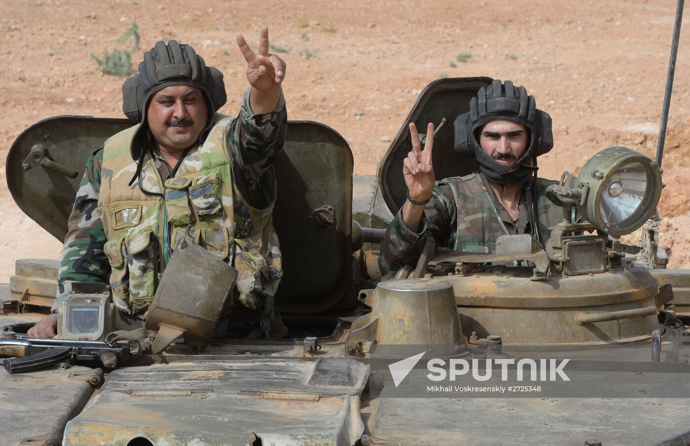 Syrian Arab Army's 2nd Corps 10th Division off Katana city, Syria