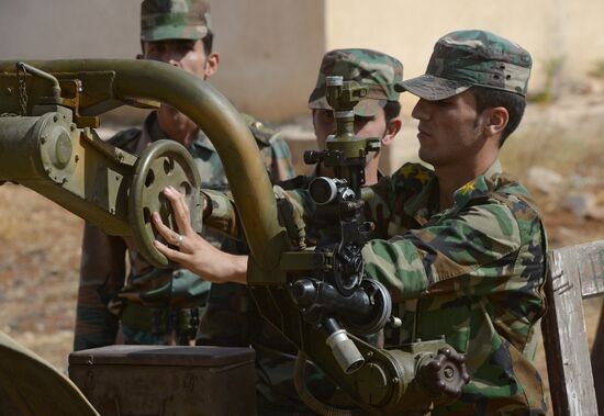 Syrian Arab Army's 2nd Corps 10th Division off Katana city, Syria