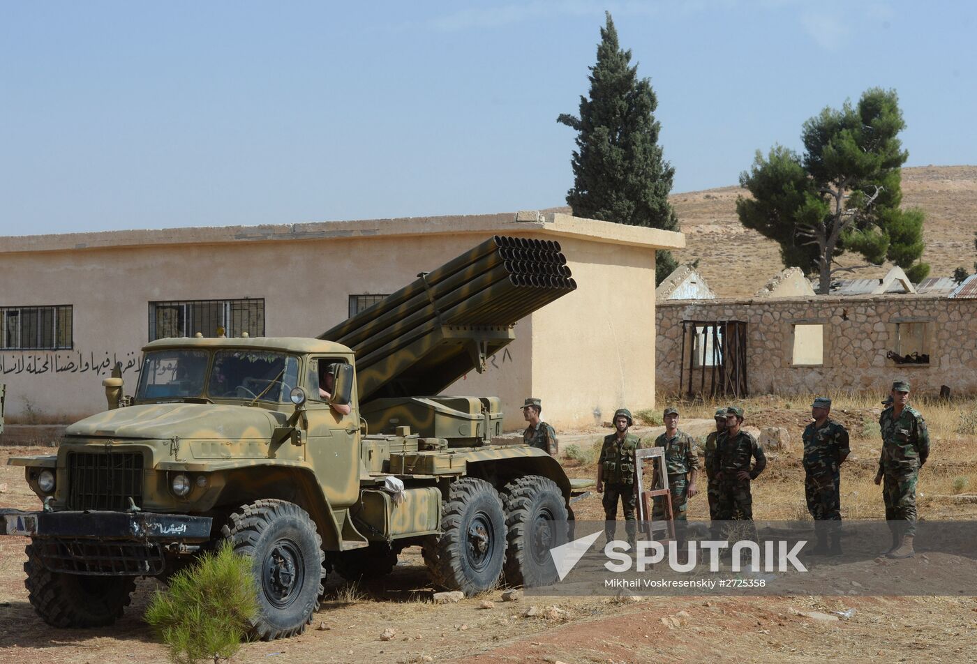 Syrian Arab Army's 2nd Corps 10th Division off Katana city, Syria