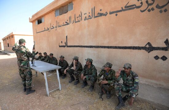 Syrian Arab Army's 2nd Corps 10th Division off Katana city, Syria