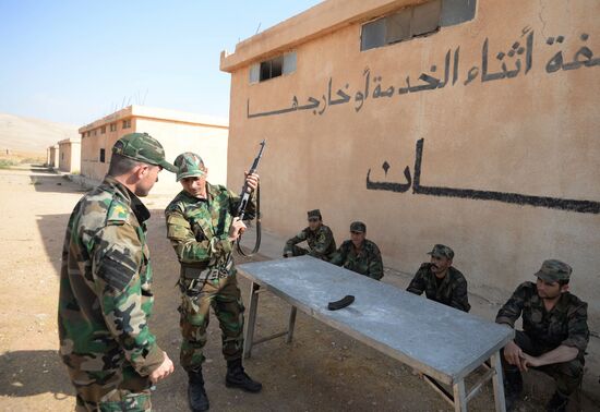 Syrian Arab Army's 2nd Corps 10th Division off Katana city, Syria