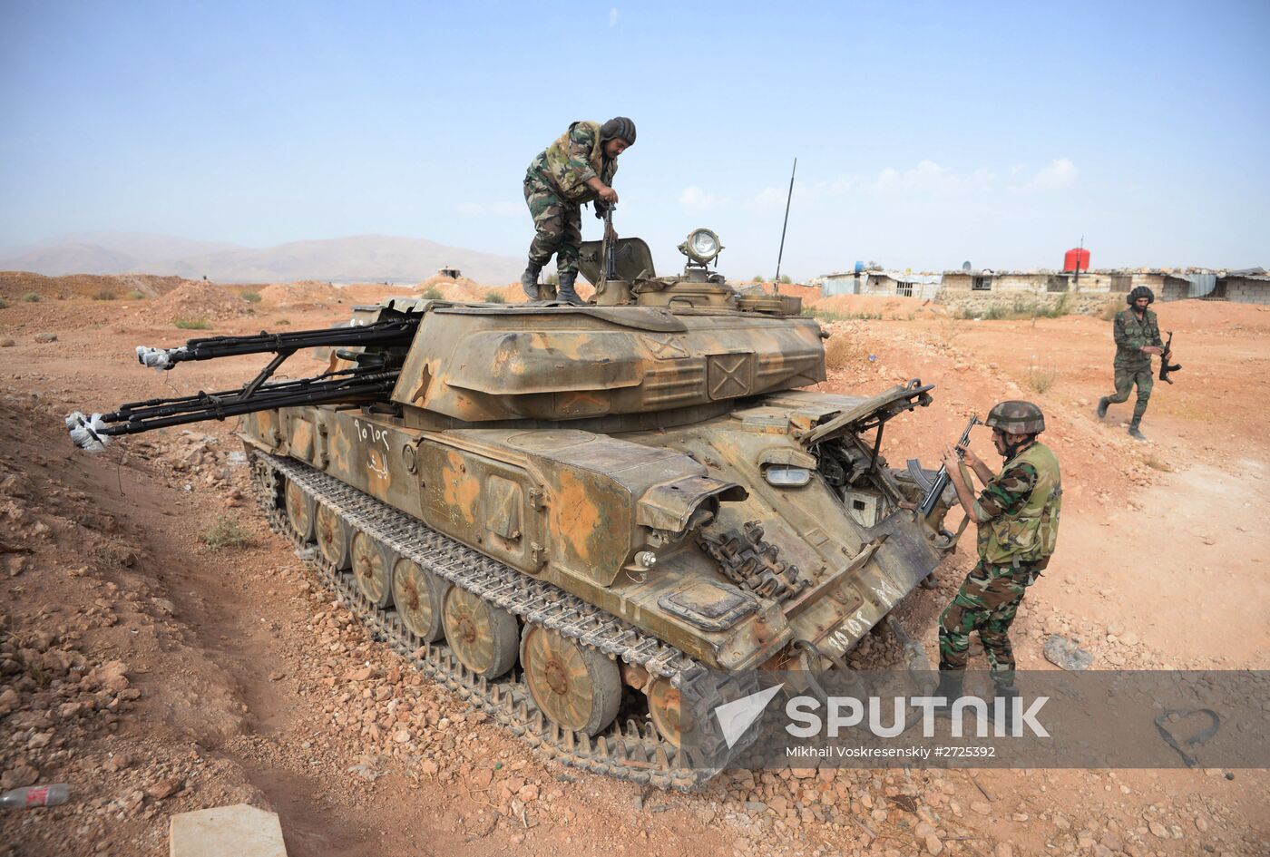 Syrian Arab Army's 2nd Corps 10th Division off Katana city, Syria