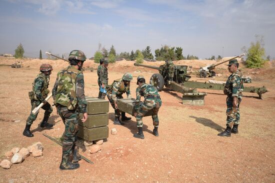 Syrian Arab Army's 2nd Corps 10th Division off Katana city, Syria