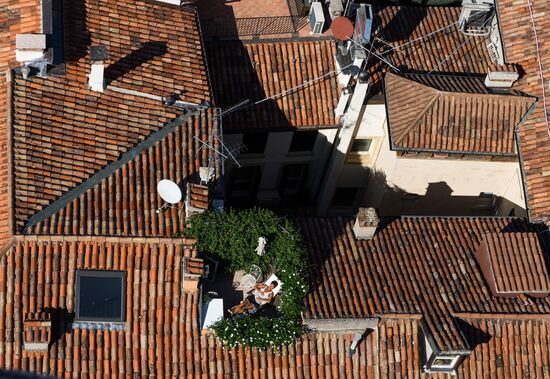 Cities of the world. Verona