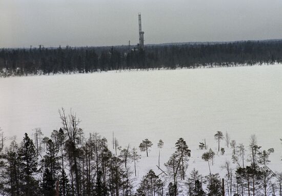 Varyeganskoe deposit development