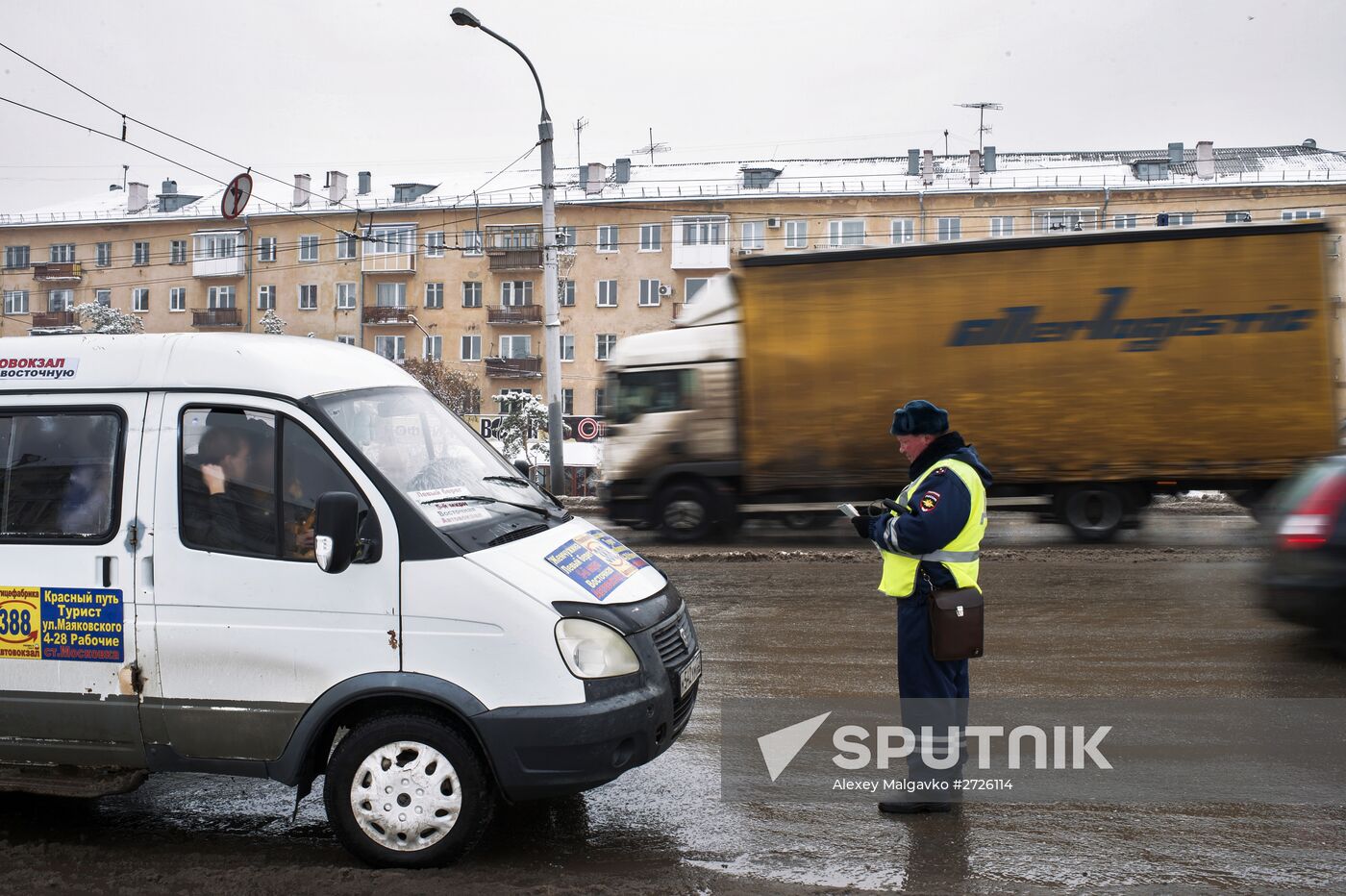 Work of traffic police in Omsk