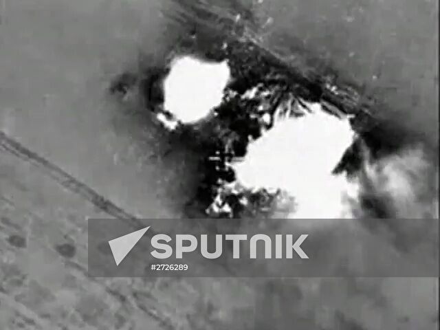 Russian Aerospace Forces carry out strikes on ISIS positions in Syria