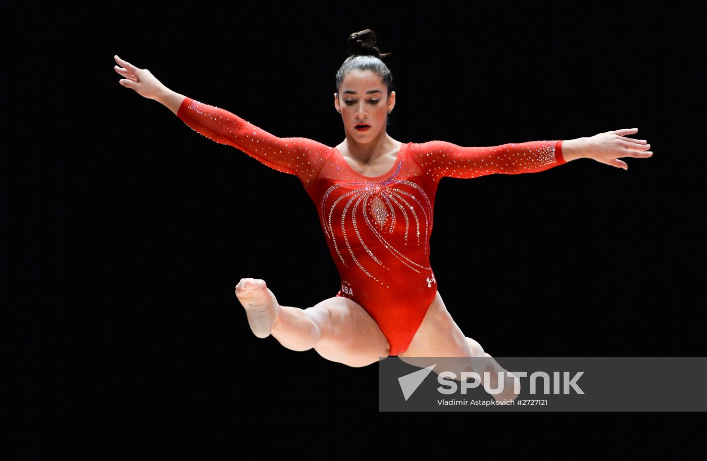 The 2015 World Gymnastics Championships. Day Five