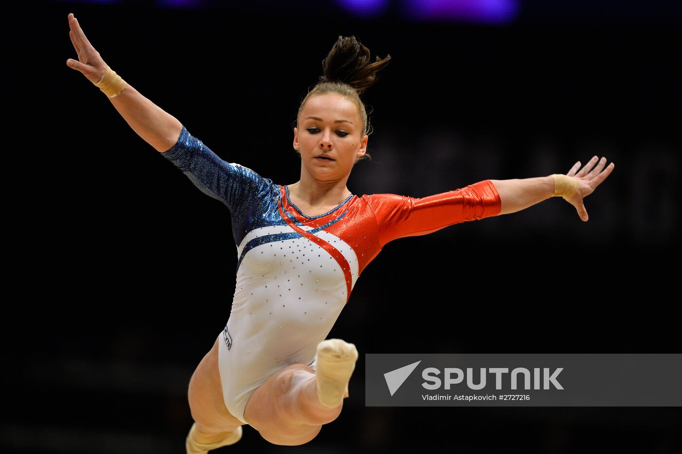 The 2015 World Gymnastics Championships. Day Five
