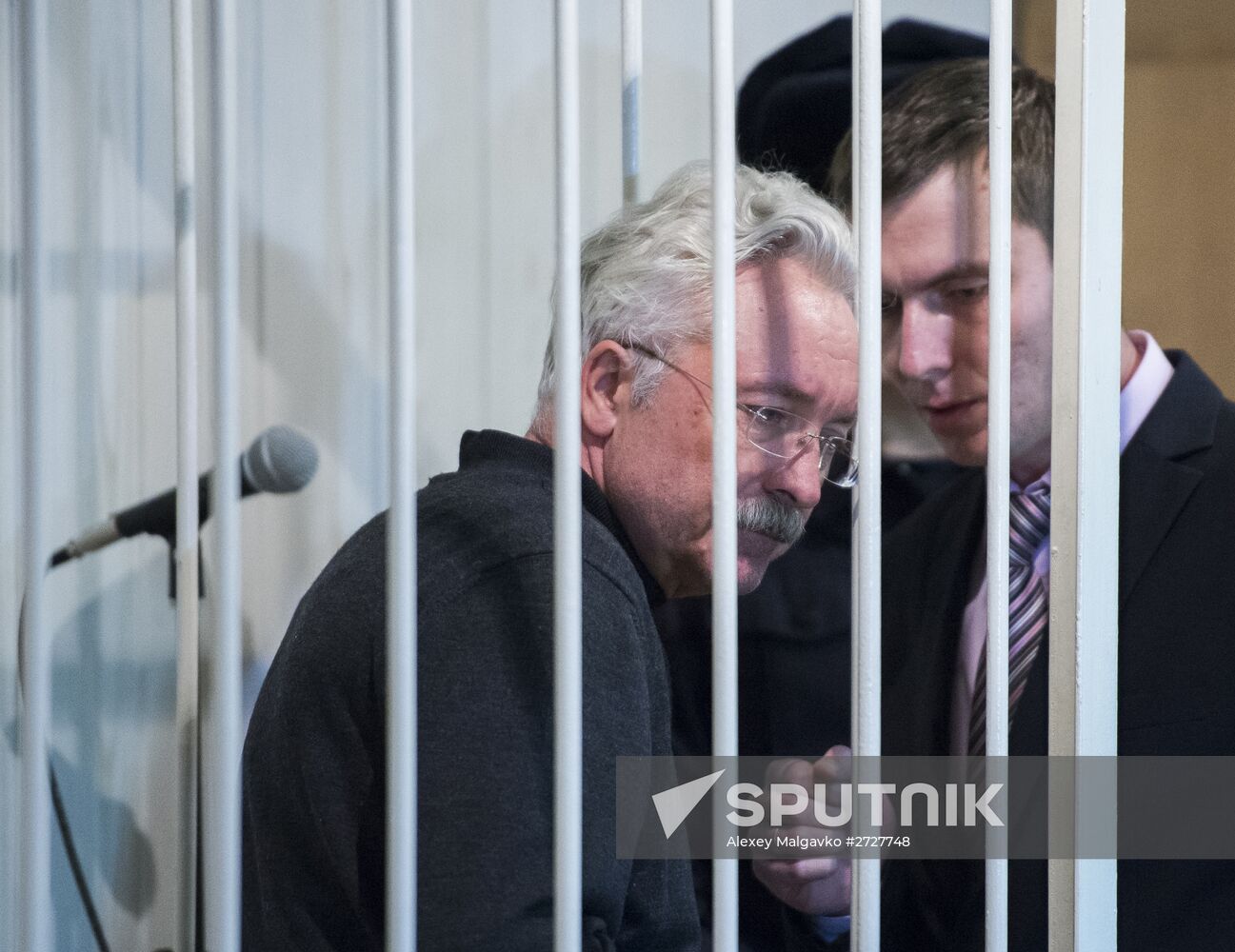 Three suspects arrested in Omsk in crane collapse case