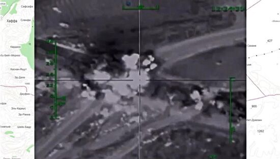 Russian air forces strike ISIS sites in Syria