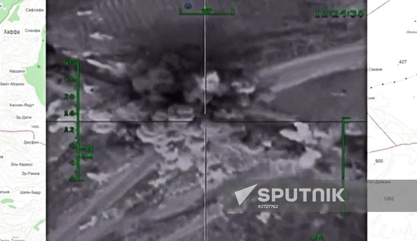 Russian air forces strike ISIS sites in Syria