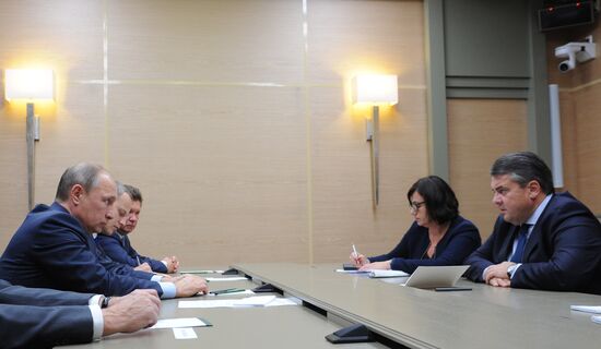 Vladimir Putin meets with German Vice Chancellor Sigmar Gabriel
