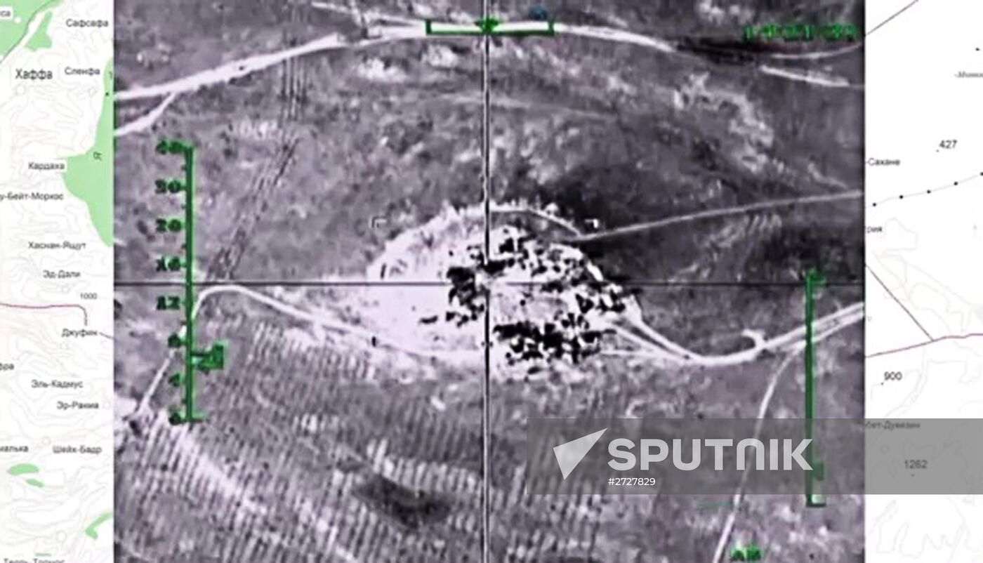 Russian air forces strike ISIS sites in Syria