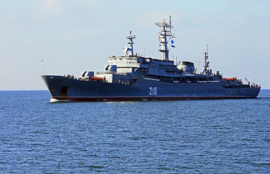The Smolny training ship arrives at Baltiysk port