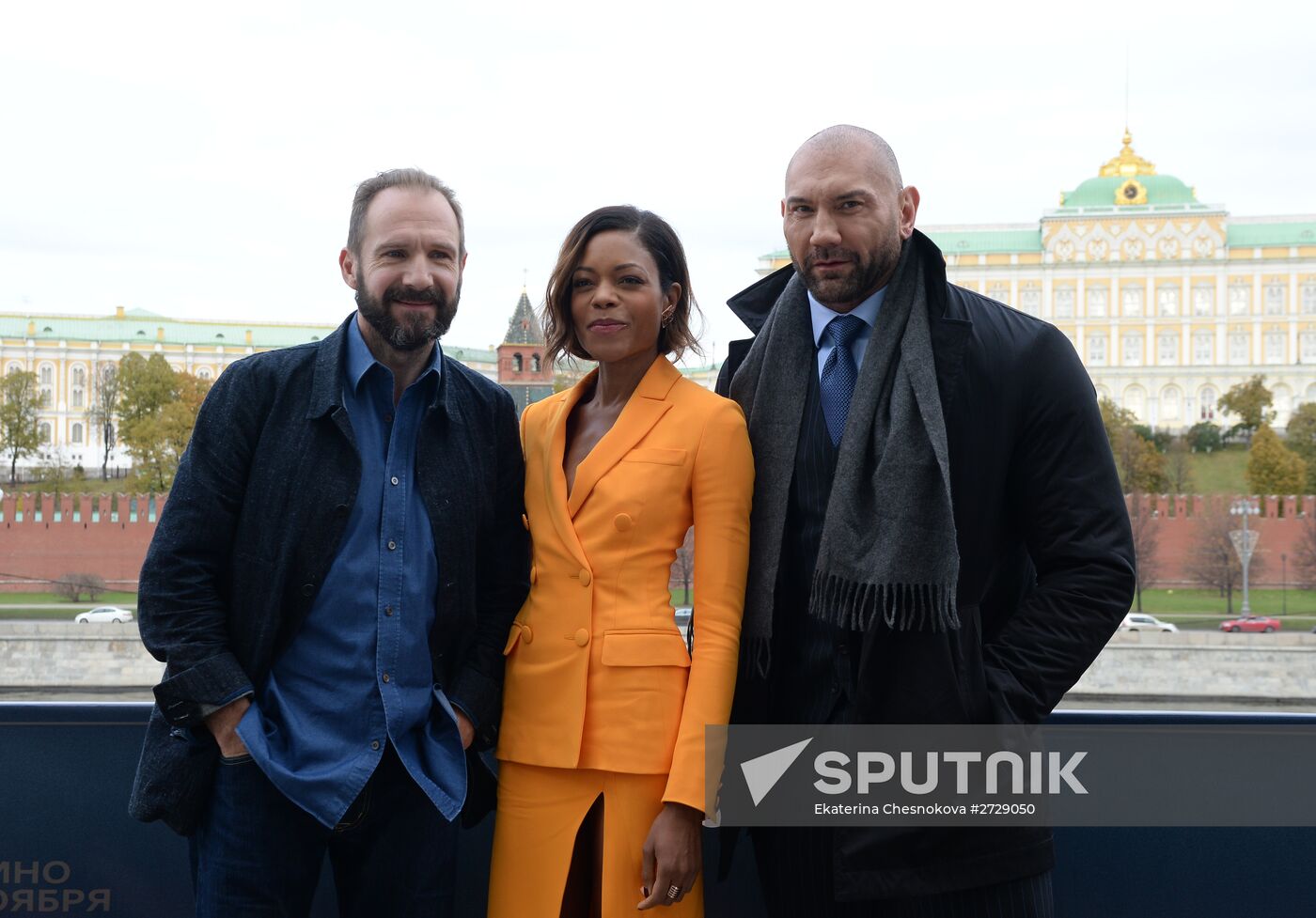Ralph Fiennes, Naomie Harris, Dave Bautista visit Moscow for 007:Spectre premiere