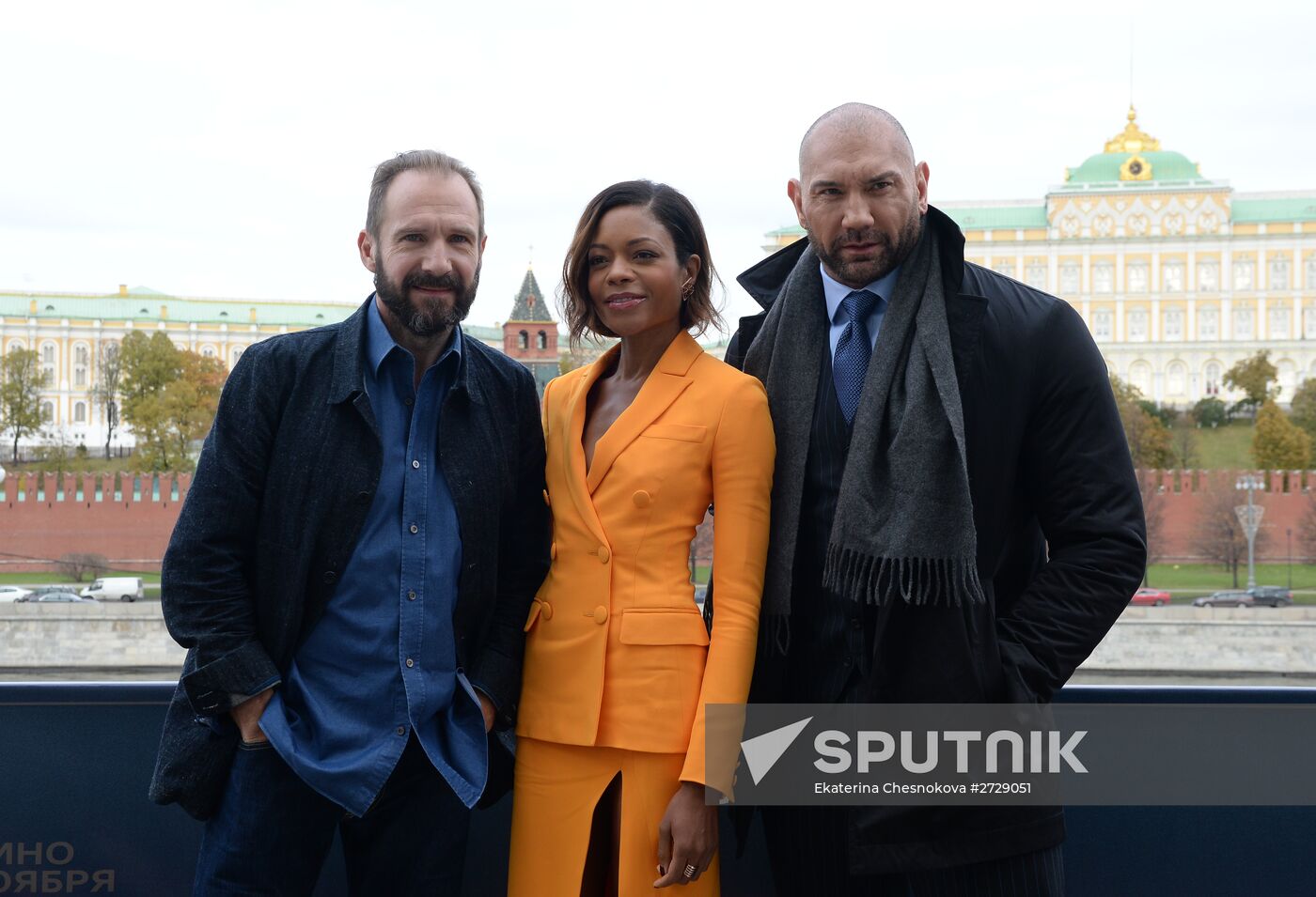 Ralph Fiennes, Naomie Harris, Dave Bautista visit Moscow for 007:Spectre premiere