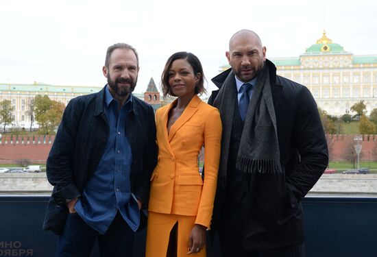 Ralph Fiennes, Naomie Harris, Dave Bautista visit Moscow for 007:Spectre premiere