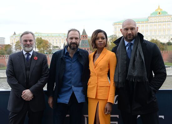 Ralph Fiennes, Naomie Harris, Dave Bautista visit Moscow for 007:Spectre premiere
