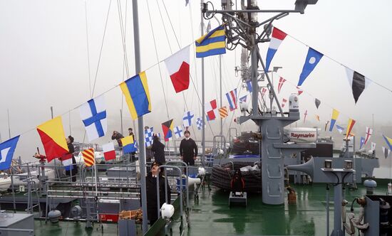 Flag-raising ceremony at Russian Navy's new rescue boats in Baltiysk