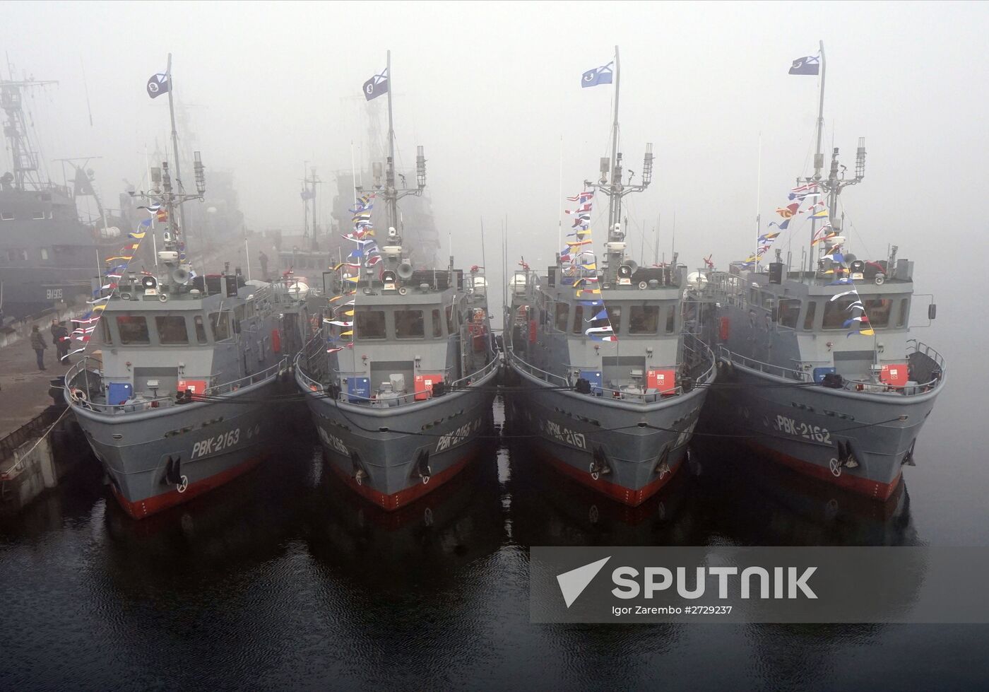 Flag-raising ceremony on Russian Navy's new rescue boats in Baltiysk