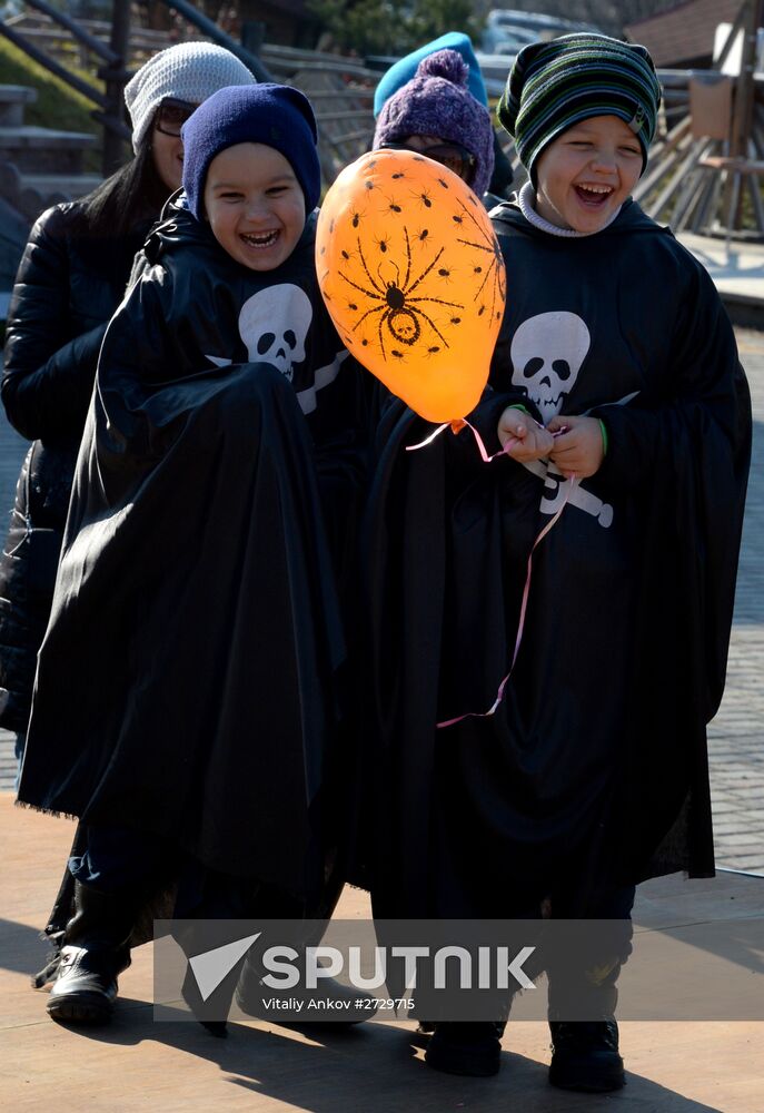 Halloween celebrations in Russian cities