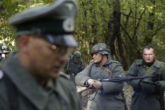 Reenactment of partisans' battle against Nazis in Crimea