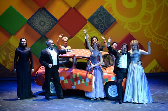 Helikon Opera historical stage re-opens