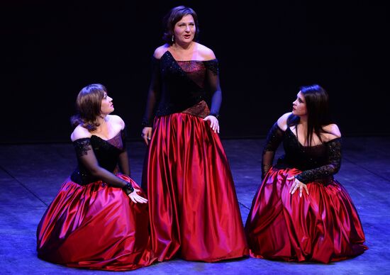 Helikon Opera historical stage re-opens