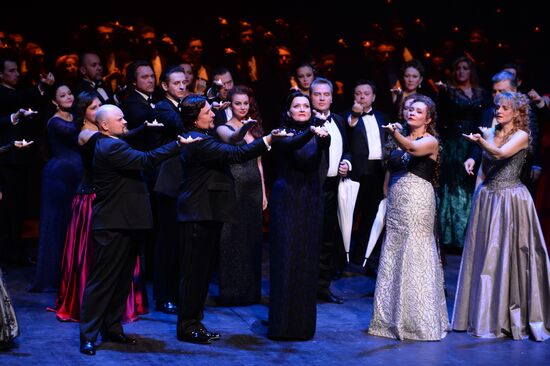 Helikon Opera historical stage re-opens