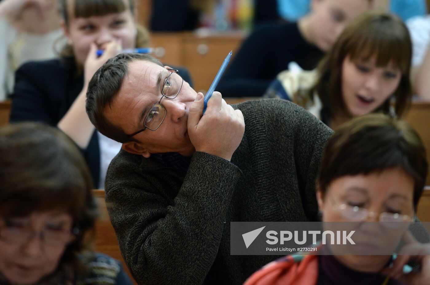 Russian citizens take National Geography Test