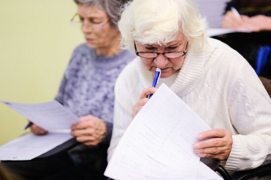 Russian citizens take National Geography Test