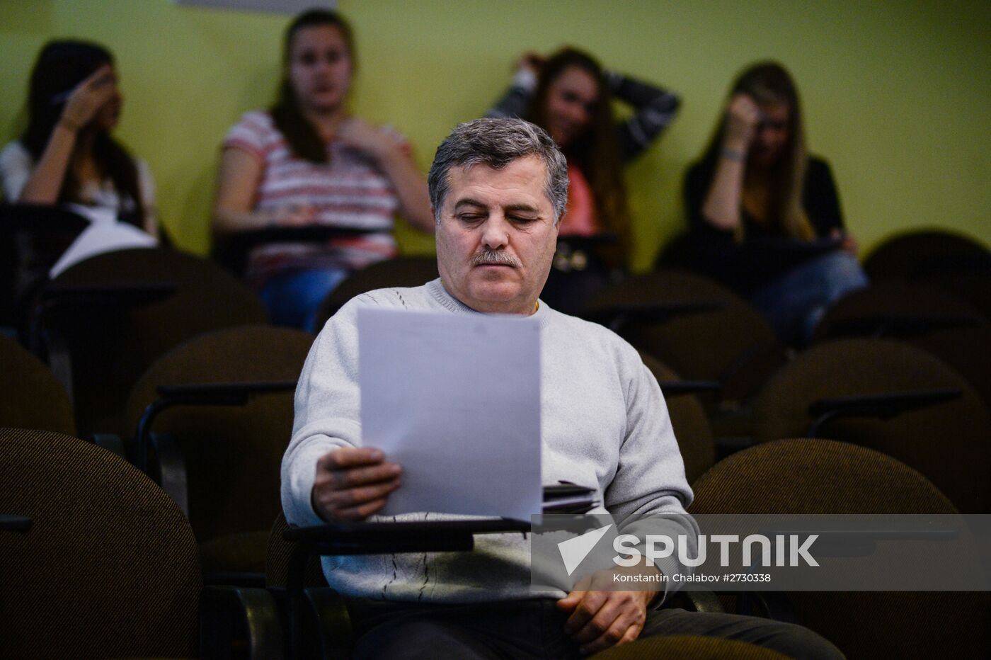 Russian citizens take National Geography Test
