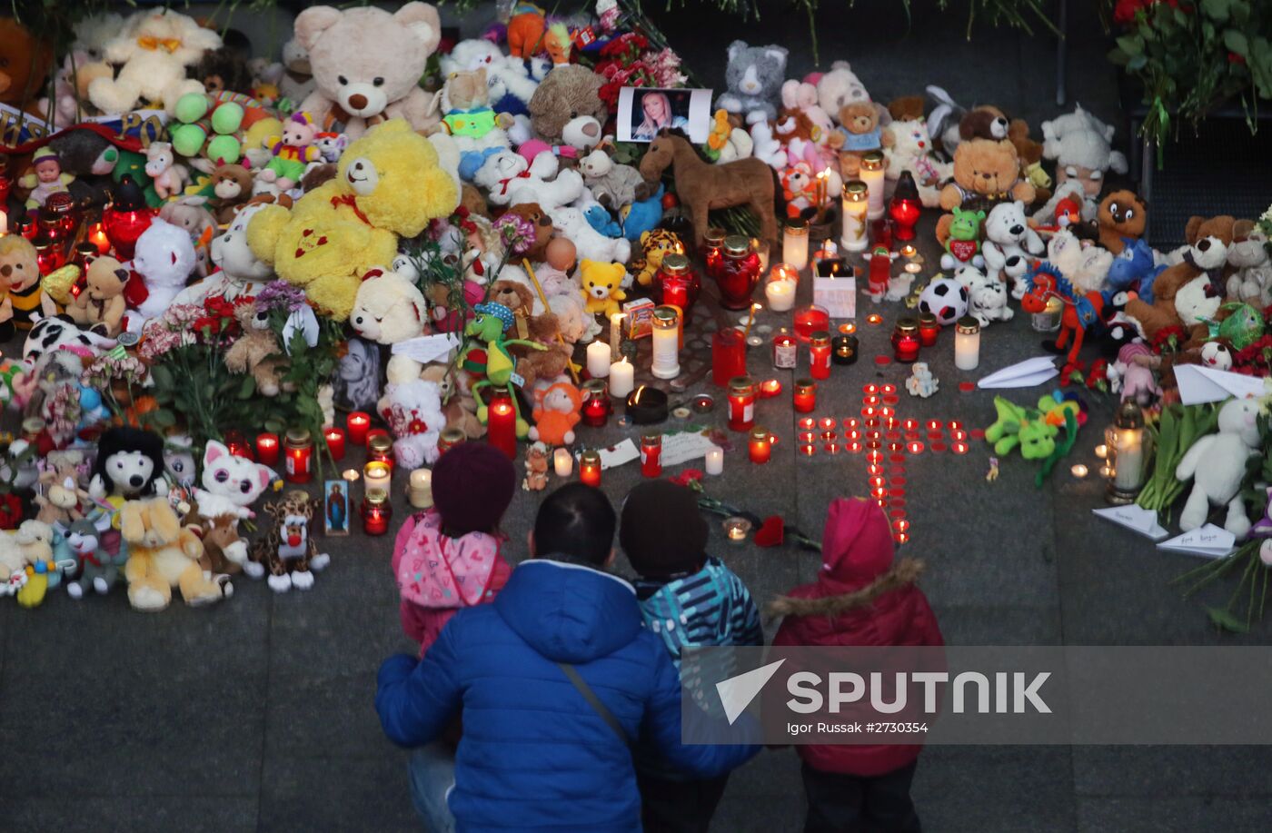 Russia observes day of mourning for Kogalymavia airliner crash victims