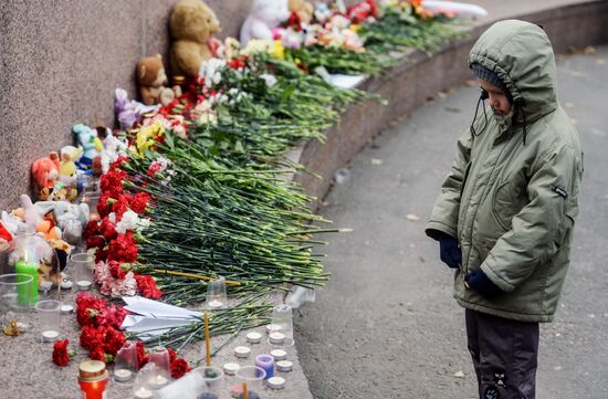 Russians mourn victims of plane crash in Egypt