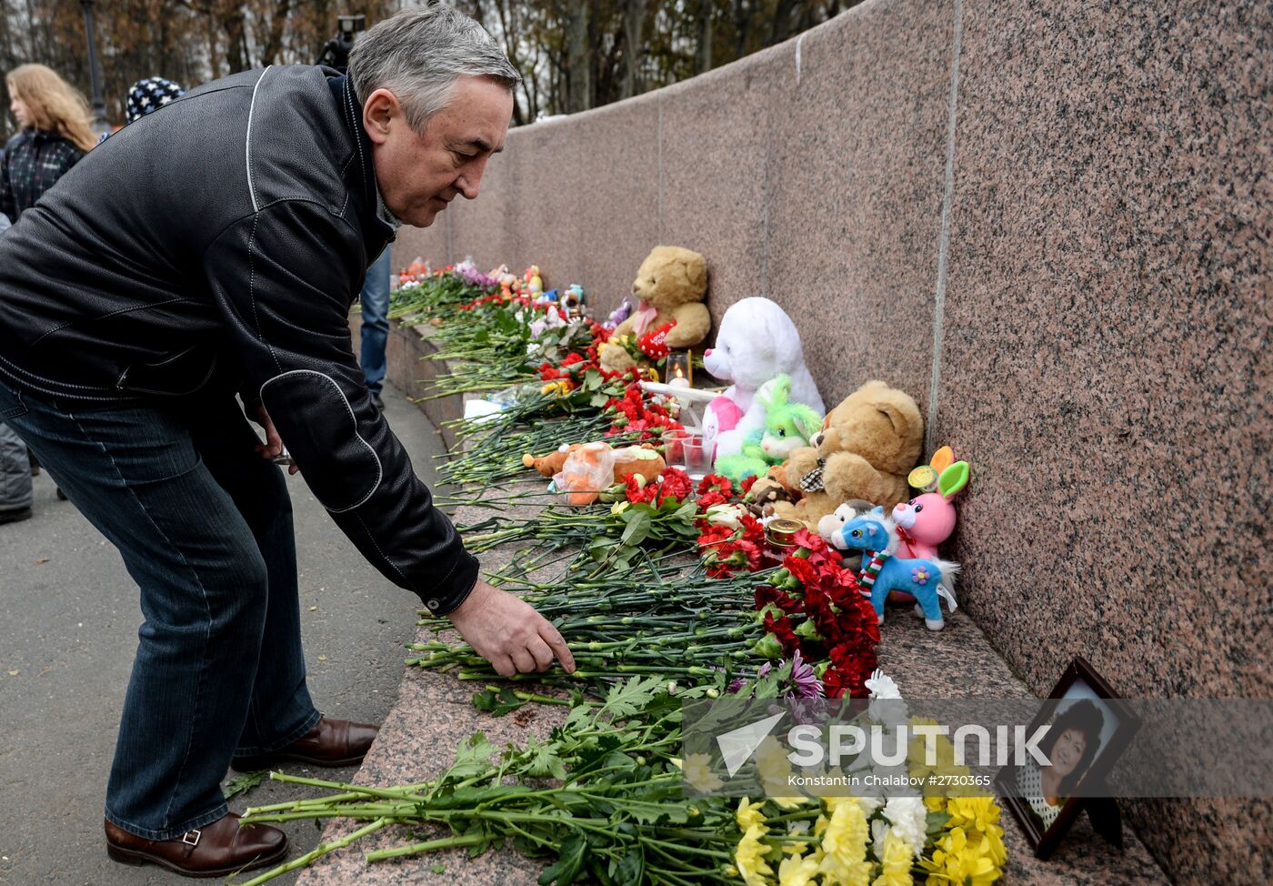 Russia observes day of mourning for Kogalymavia airliner crash victims