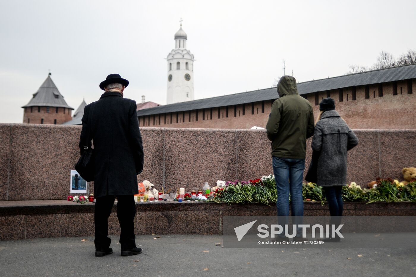 Russia observes day of mourning for Kogalymavia airliner crash victims
