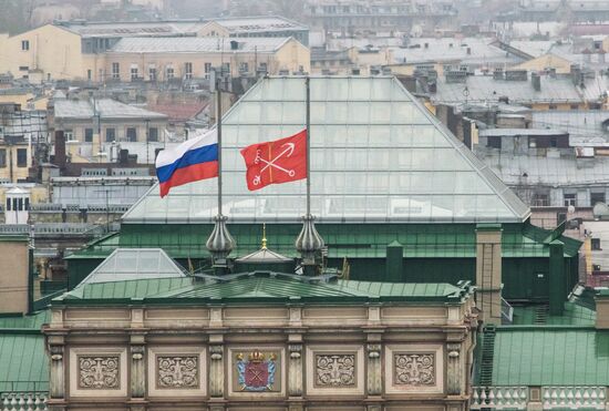 Russia observes day of mourning for Kogalymavia airliner crash victims