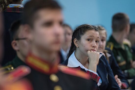 Russian citizens take National Geography Test