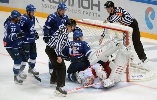Kontinental Hockey League. Dynamo Moscow vs. Spartak Moscow