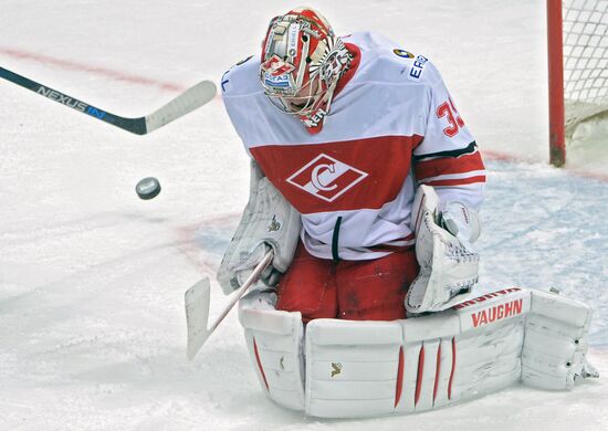 Kontinental Hockey League. Dynamo Moscow vs. Spartak Moscow