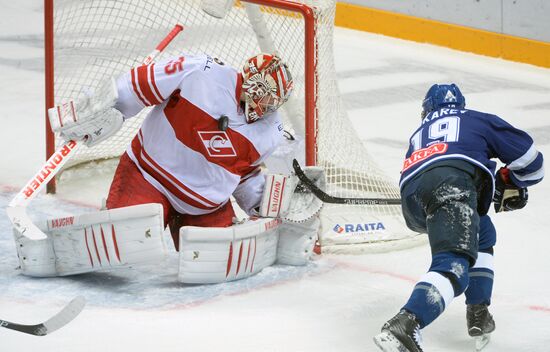 Kontinental Hockey League. Dynamo Moscow vs. Spartak Moscow