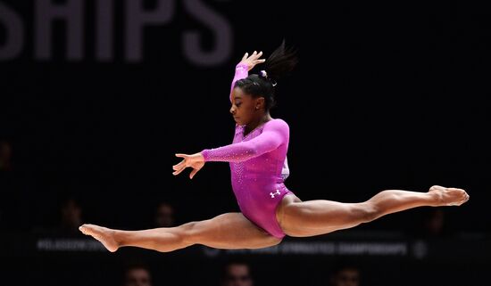 2015 World Gymnastics Championships. Day Ten