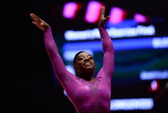 2015 World Gymnastics Championships. Day Ten