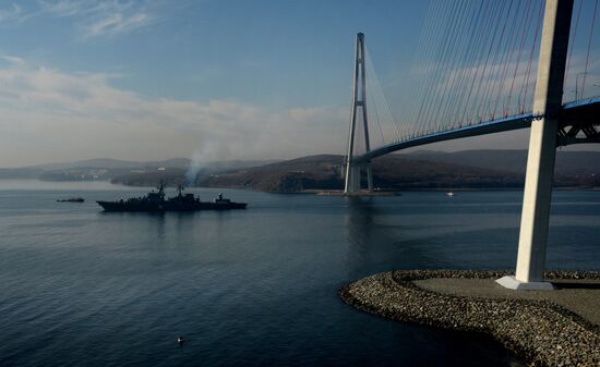 Pacific Navy vessels head for manouvres in Indian Ocean